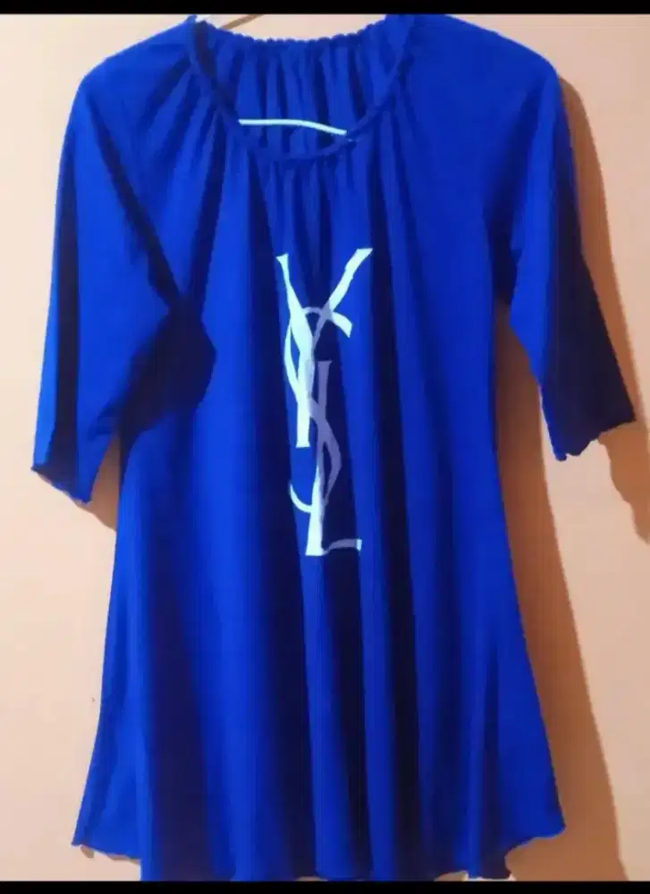 Baju Wanita Cantik