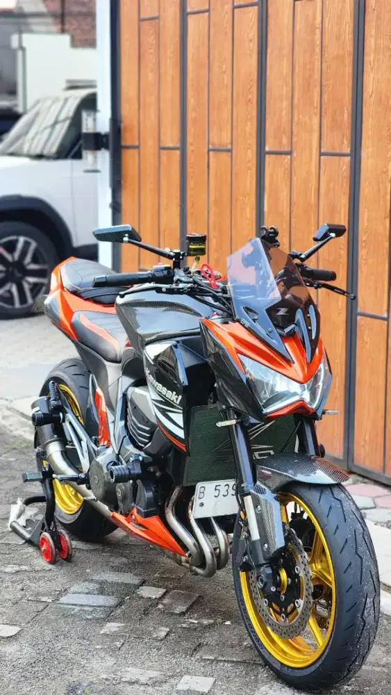 Kawasaki Z800 ABS Tahun 2014 Orange