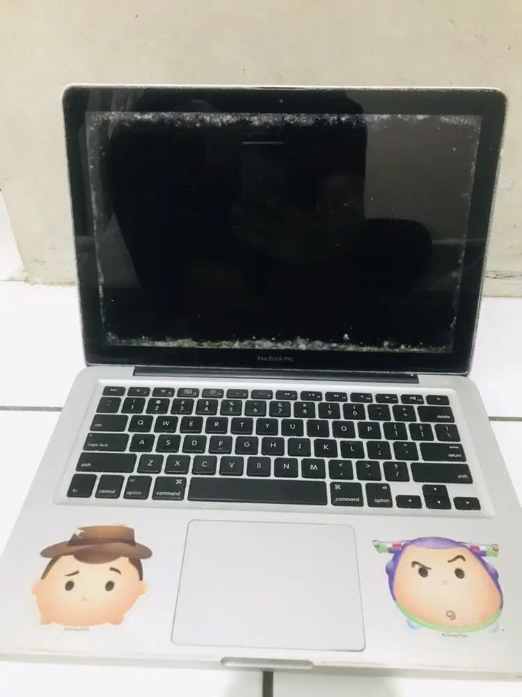 MacBook Pro Unibody Lawas (Matot / Water Damage / Bahan Kanibalan)