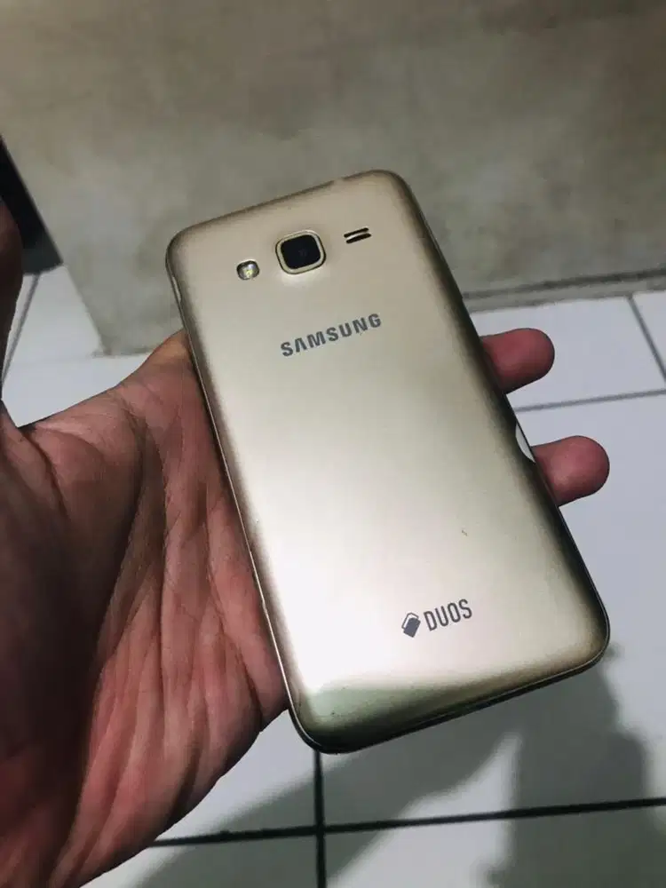 Samsung Galaxy J3 2016 Gold - Kondisi Bootloop / Mentok Logo