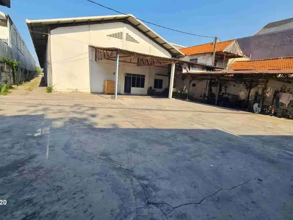 Sewa Gudang Nol Jalan Kedung Cowek. Bagus. Siap Pakai.