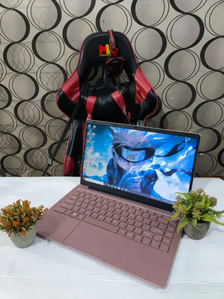 Laptop AMOLI PINK Superslim MULUS LIKE NEW [SSD]