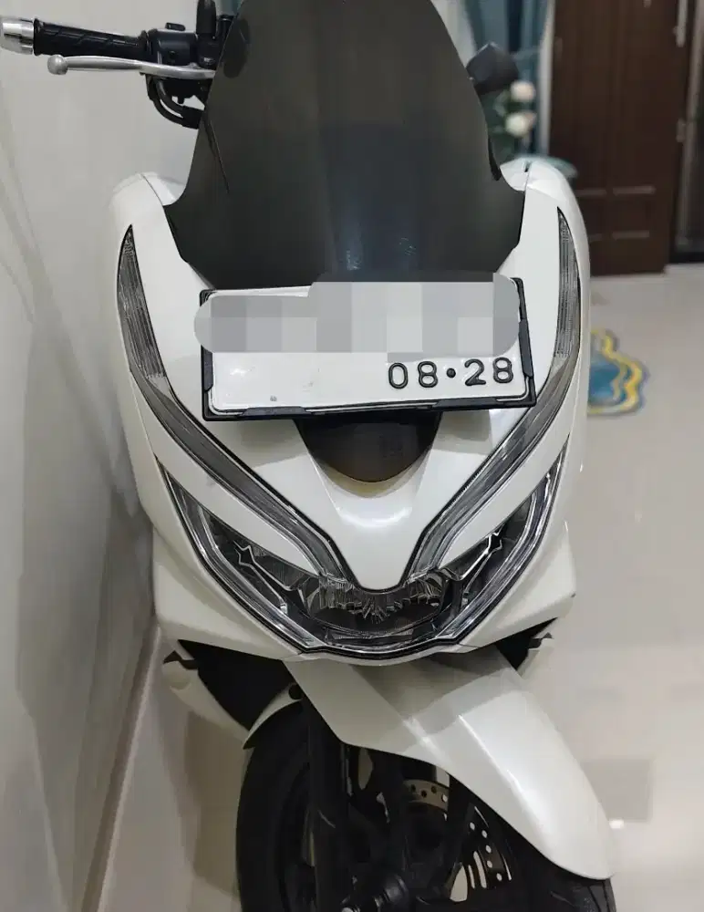 Dijual Honda PCX 2019 Putih