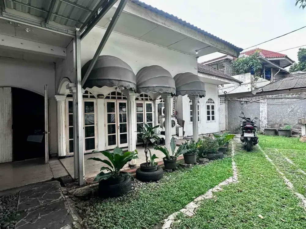 Rumah Tua Hitung Tanah Cipete LT 886 m² SHM Harga 13,8 M Nego