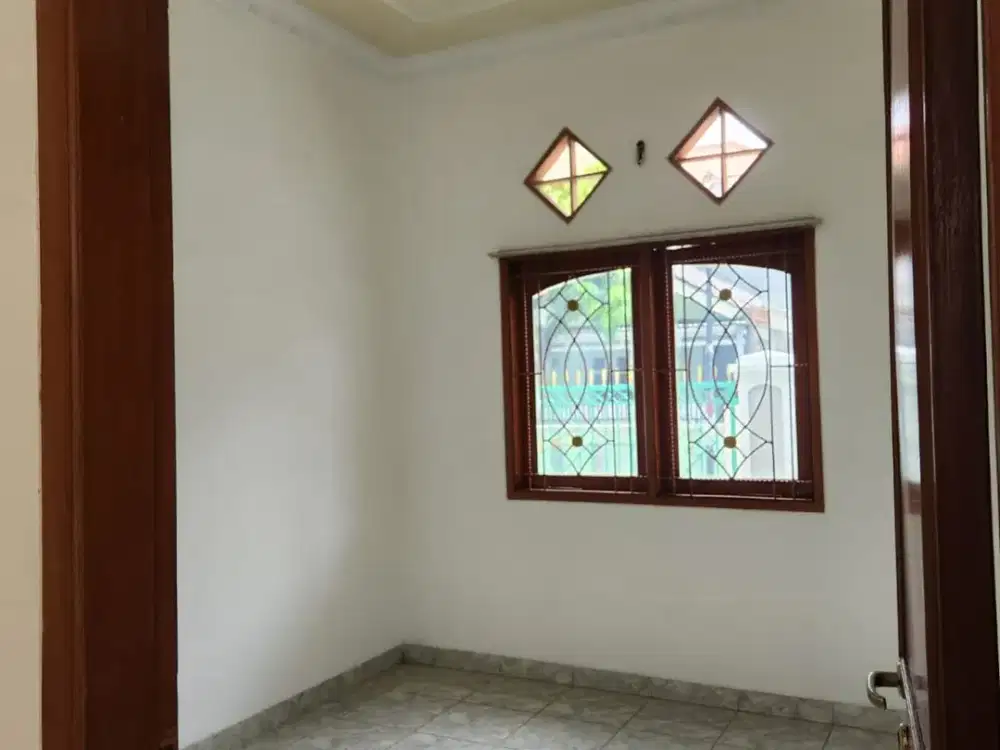 Dijual Rumah Jatiwaringin, Rumah Jatiwaringin, Pondok Gede, Bekasi, Jawa Barat