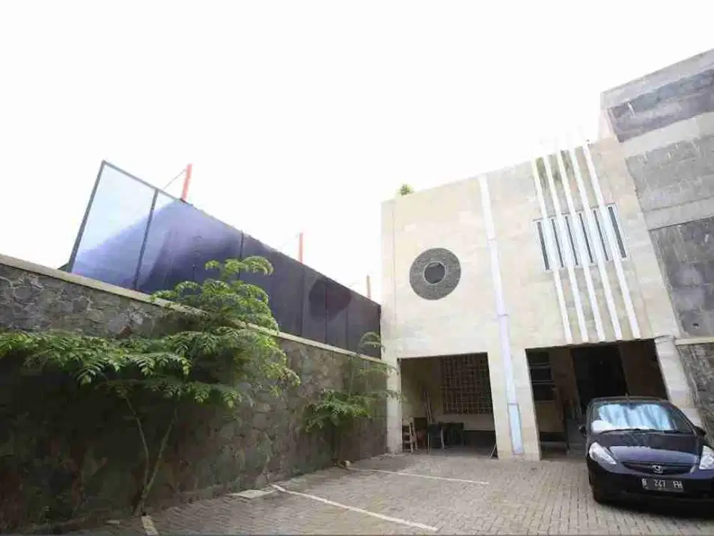 Hotel di Jual,setara bintang 3,dekat CITOS.Cilandak- Jakarta Selatan
