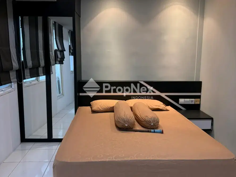 DISEWAKAN APARTEMEN BERKELEY Studio lt.8 dekat UC