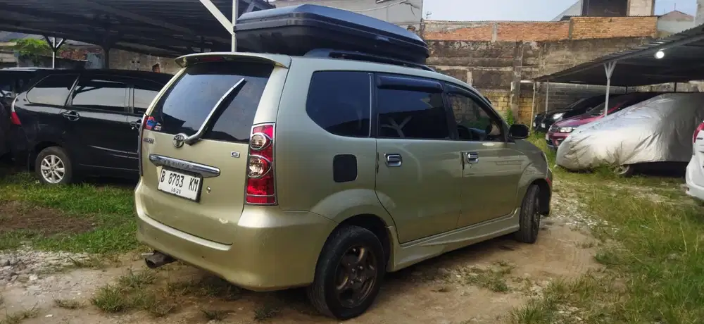 Toyota Avanza 2004 Bensin