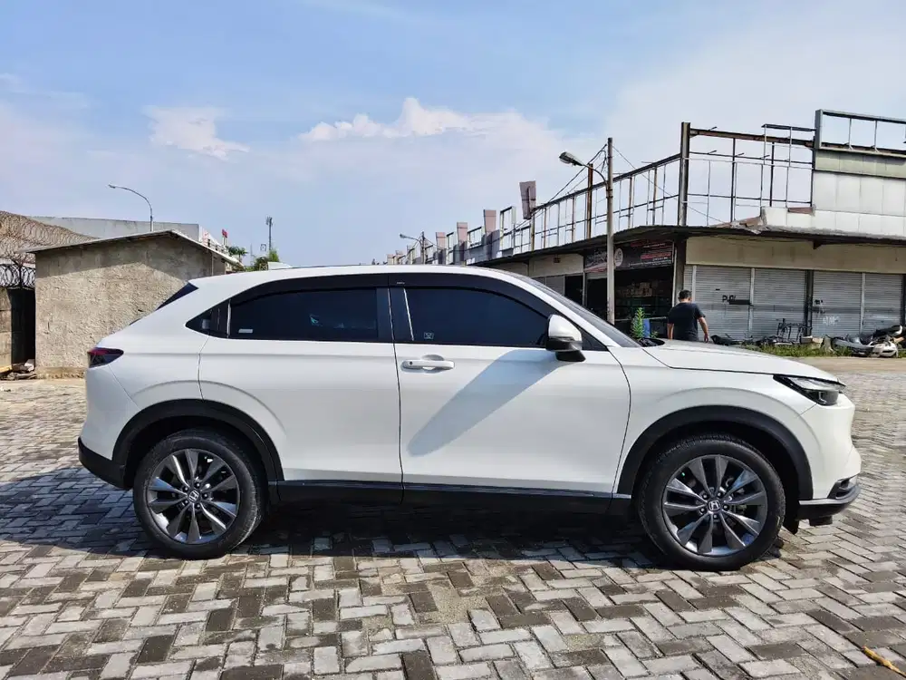 Honda HR-V 2023 Bensin