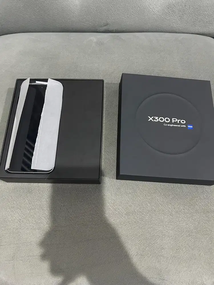 Vivo x300 pro 16/512 like new garansi panjang sekali