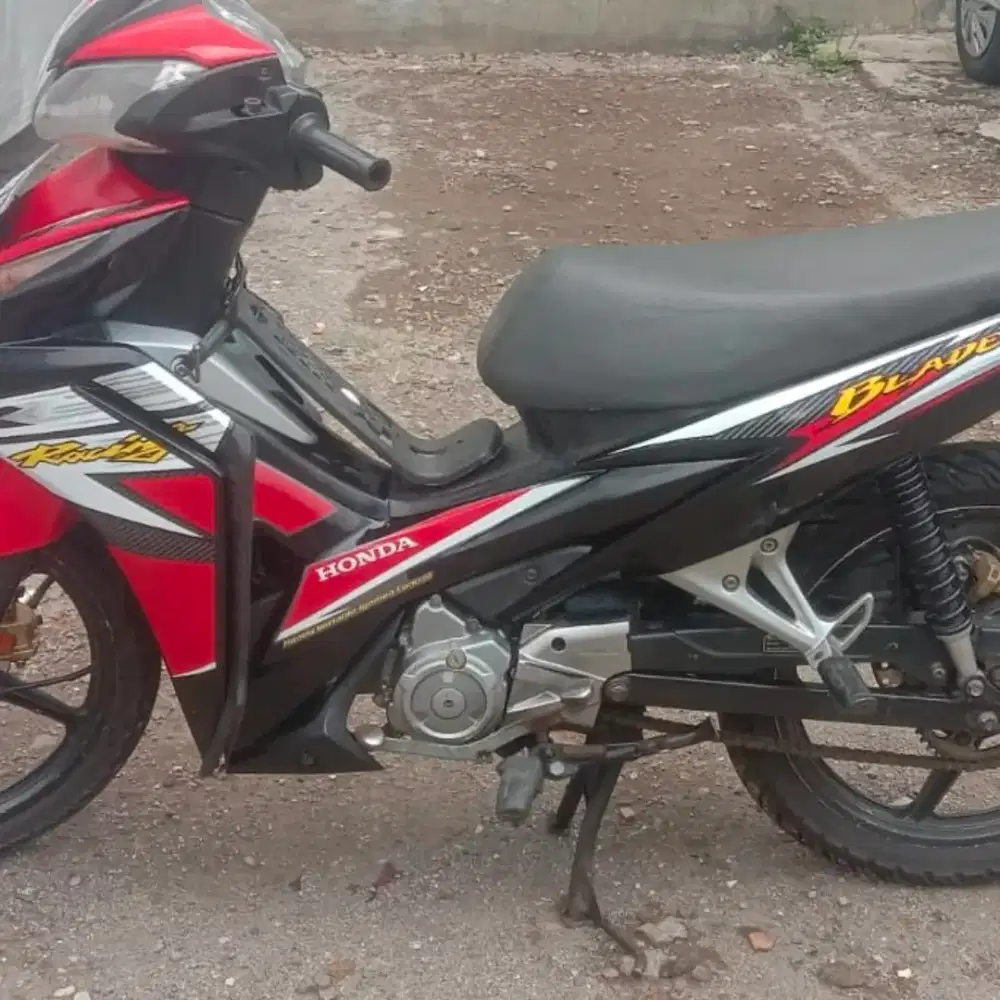 Honda blade 2012
