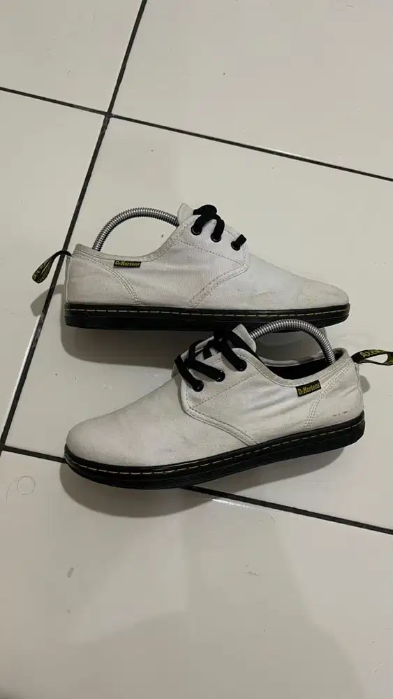 Sepatu docmart Dr. martens bekas
