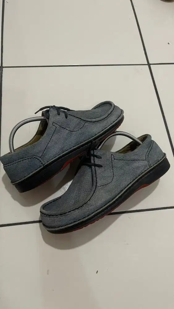 Sepatu Birkenstock Footsprints bekas