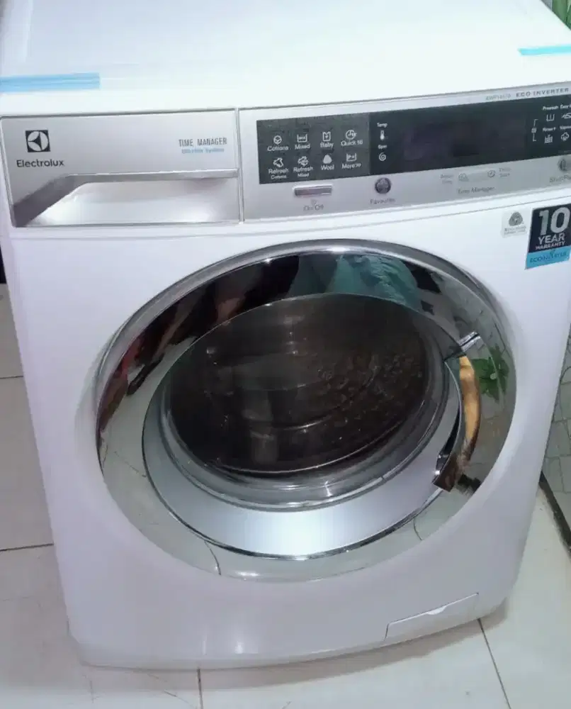 Mesin cuci Frontloading Electrolux Vapour 11kg fulltouchscreen,nego