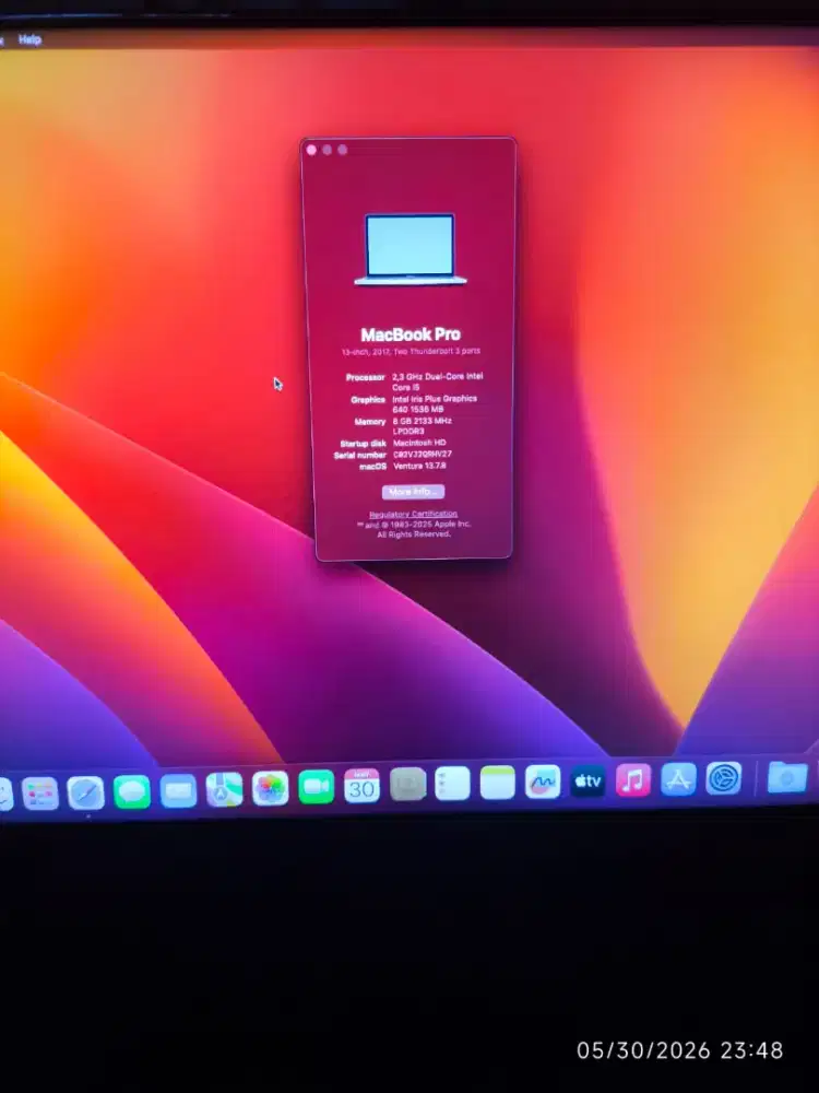 Dijual Macbook Pro 13 inch 2017 !!