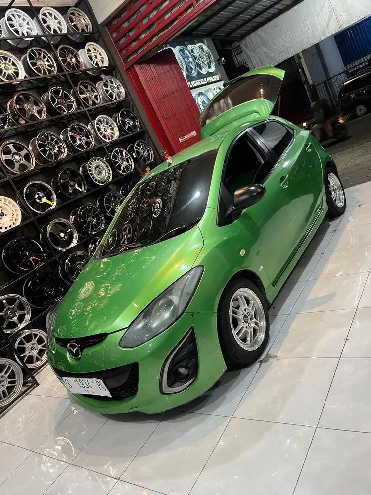 Mazda 2 matic MURAH