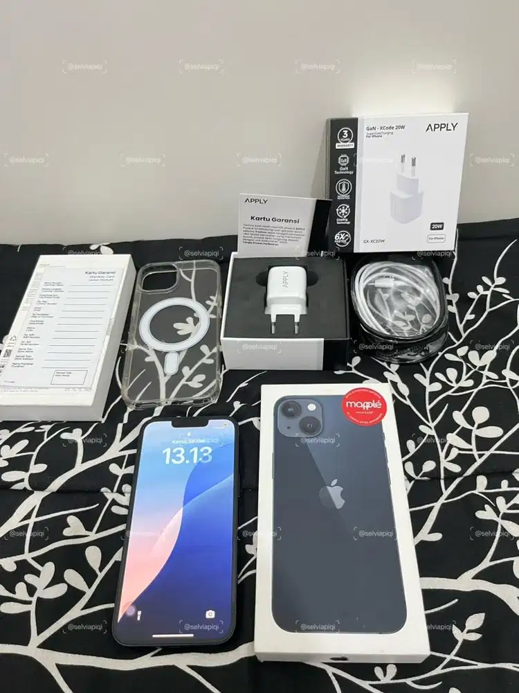 Iphone 13 Midnight Blue 128 garansi on feb 2027 mulus no minus