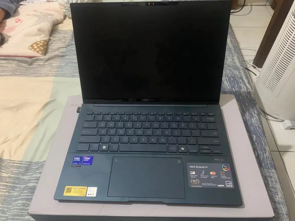 ASUS Zenbook 14 OLED UX3405CA (Touchscreen)