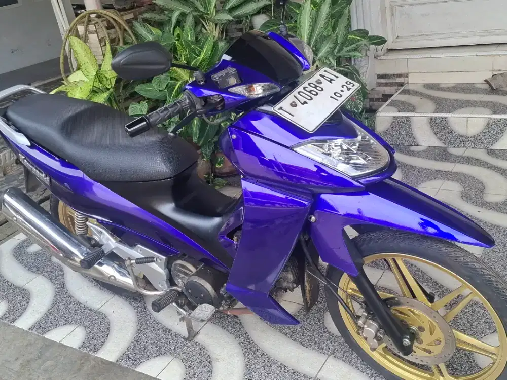 Kawasaki ZX 130 plat T