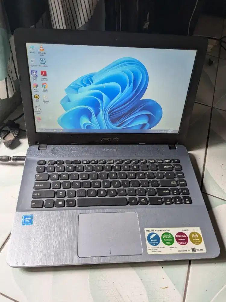 Laptop Asus X441S Minus Batre Sambil Cas Dan Layar Aja Shadow Masih Ok