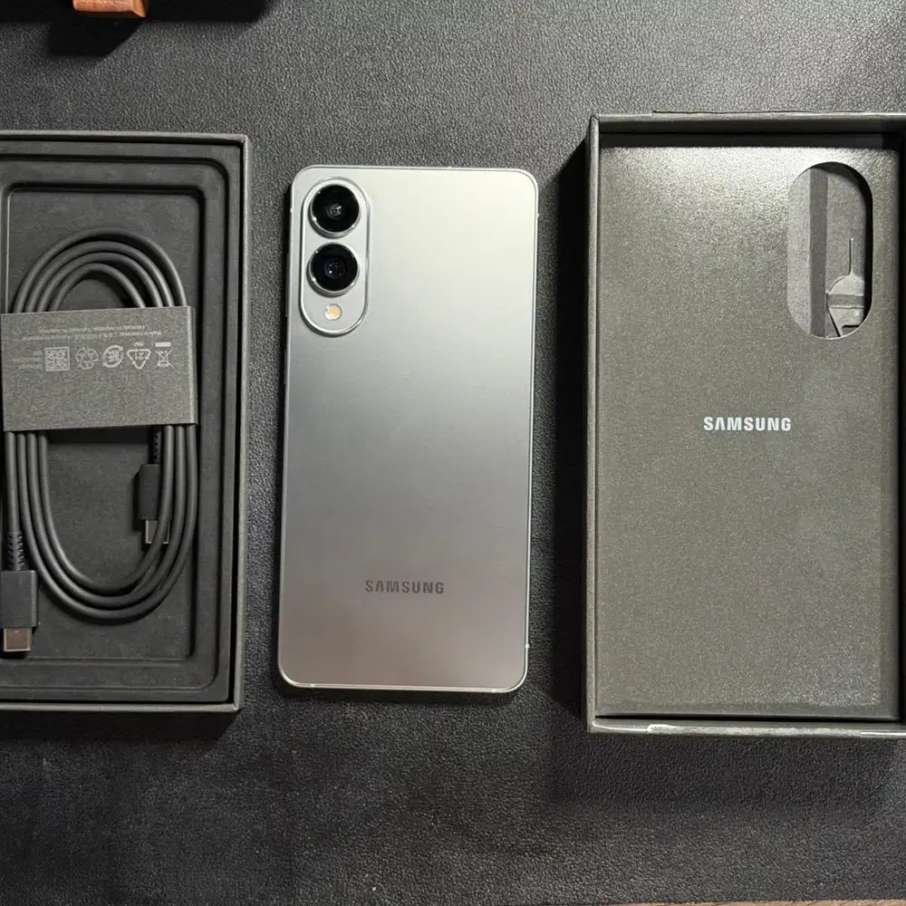 Samsung S25 edge 12/512 Garansi on SEIN Silver