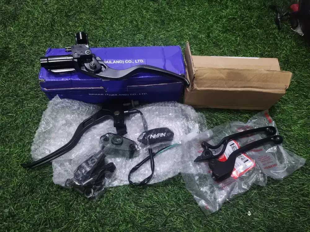 Dijual master rem satu set baru dan dua handle rem kanan dsn kiri