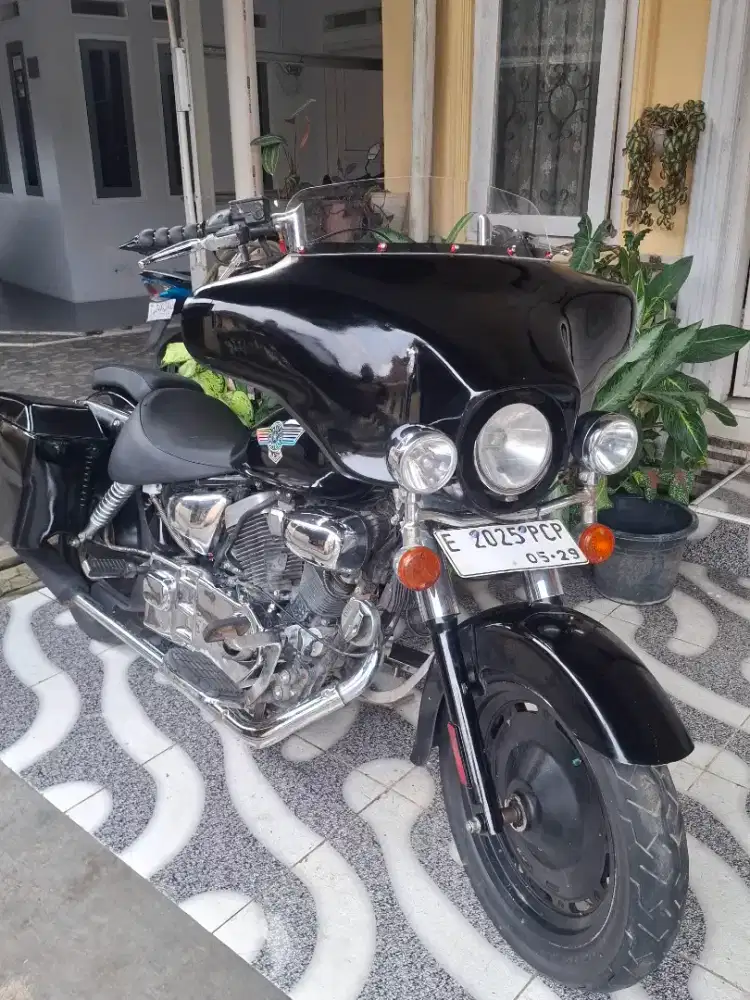 Kaisar Ruby 250 mirip Harley