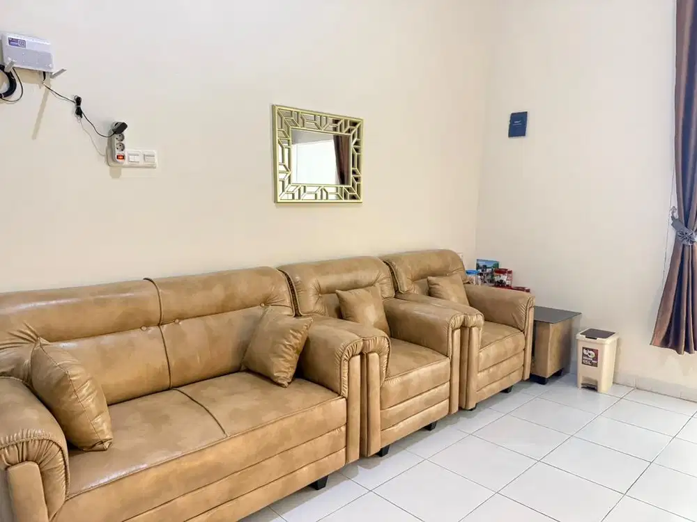 Sofa mewah kondisi istimewa