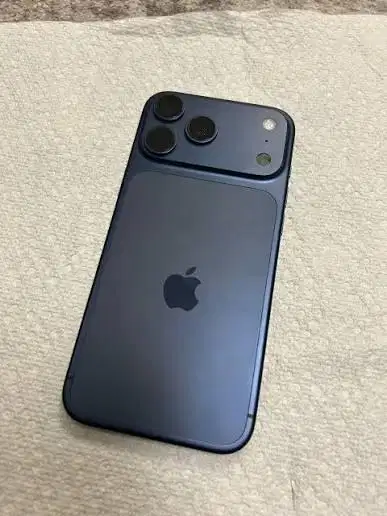 iphone 17 pro max like new seminggu pakai ibox 256