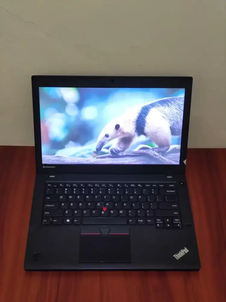 LENOVO CORE I5 RAM 8/256 HANYA 2JTAN AJA UNIT MULUS SIAP PAKAI