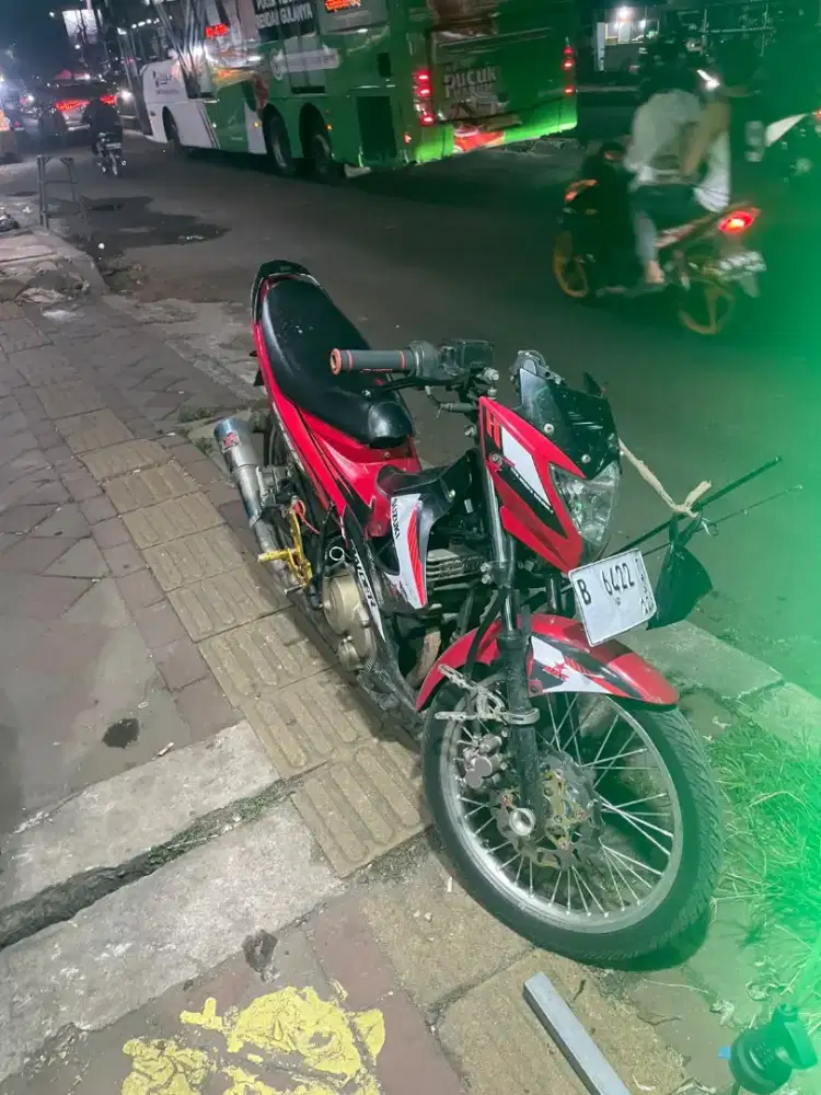 Satria Fu Tahun 2013 Surat surat lengkap