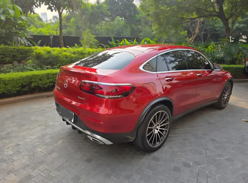Mercedes-Benz GLC300 2020 Bensin