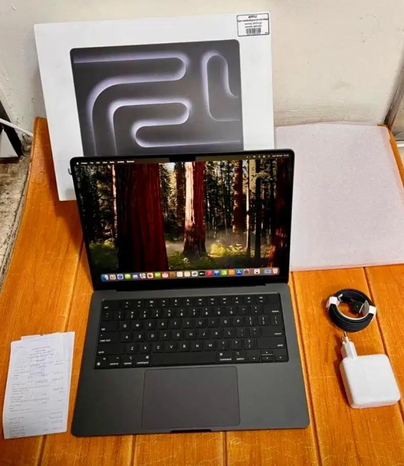 MacBook Pro M4 14inch 24gb/512gb iBox