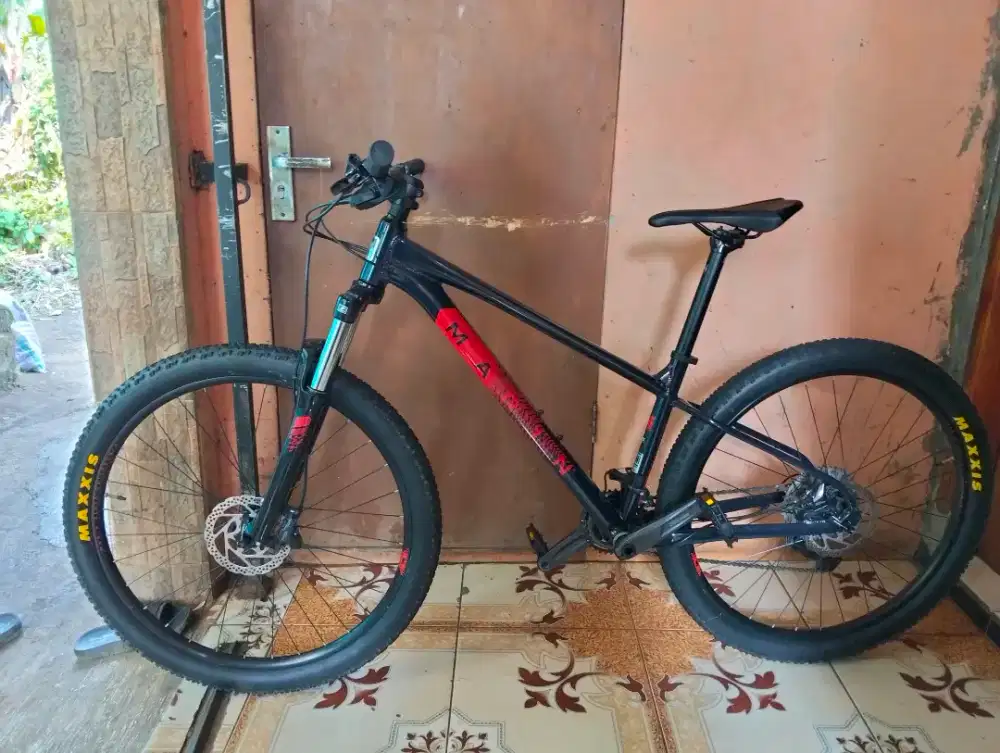 MARIN BOBCAT TRAIL 4 S 27,5 FULL UPGRADE