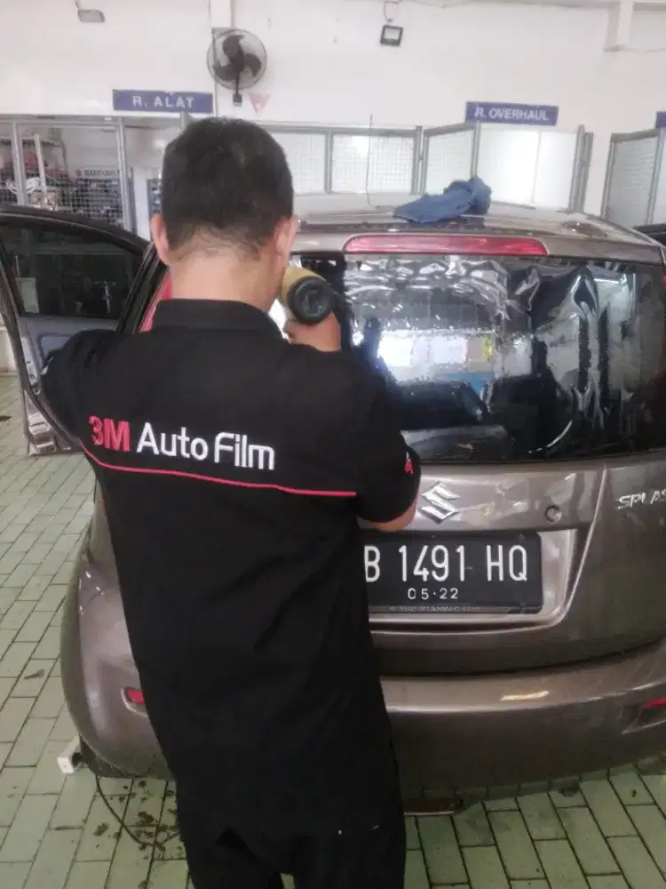 Specialist kaca film mobil & gedung srby