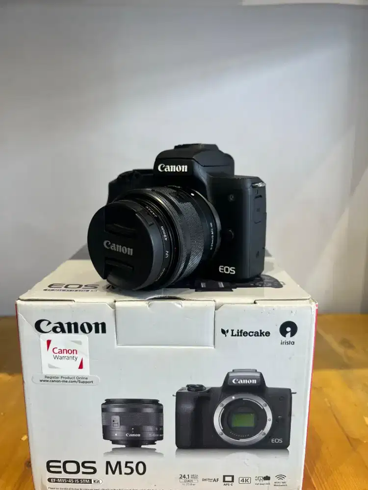 Canon M50 Lensa Kit