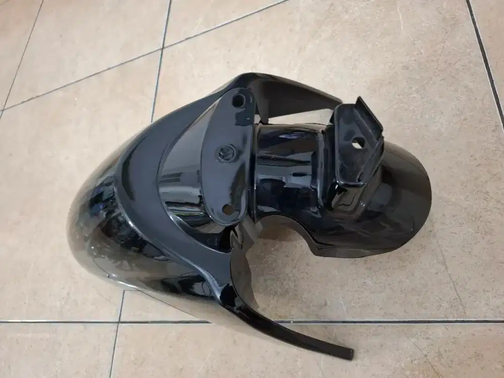 JUAL SPAKBOR DEPAN SCOOPY FI 2013 - 2016 HITAM METALIC KONDISI MULUS