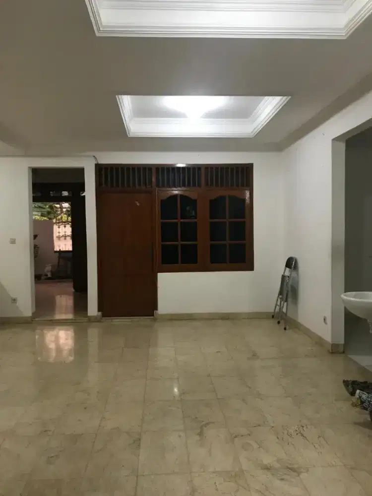 Jual Cepat Rumah Hoek 1.5 Lt Tytyan Indah Kalibaru Medan Satria Bekasi