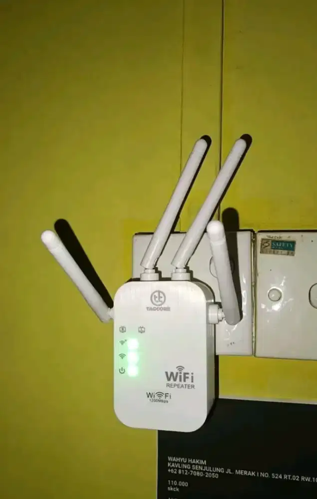 Aku lgi butuh uang buat makan