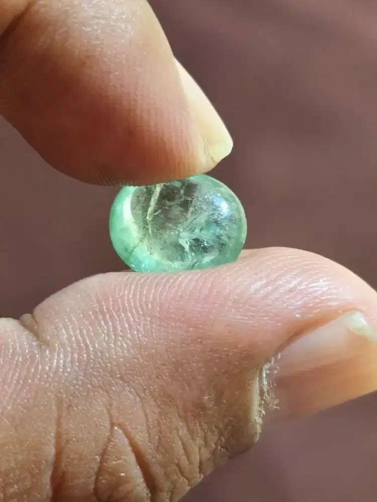 Batu Zambrud Kolombia