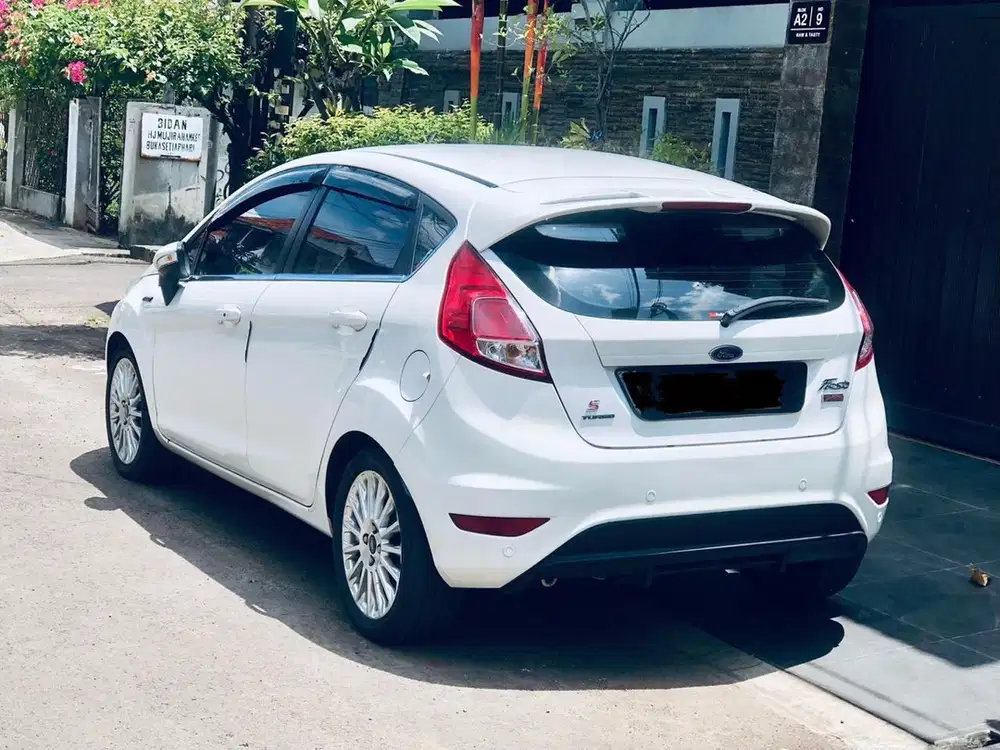 Ford Fiesta 2014 Bensin