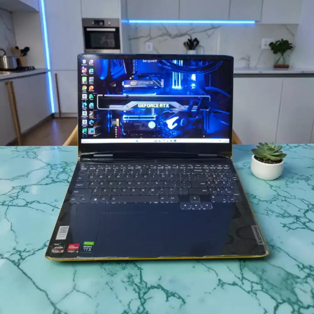 LENOVO GAMING 3i 82SB mirip LOQ VGA RTX 4050