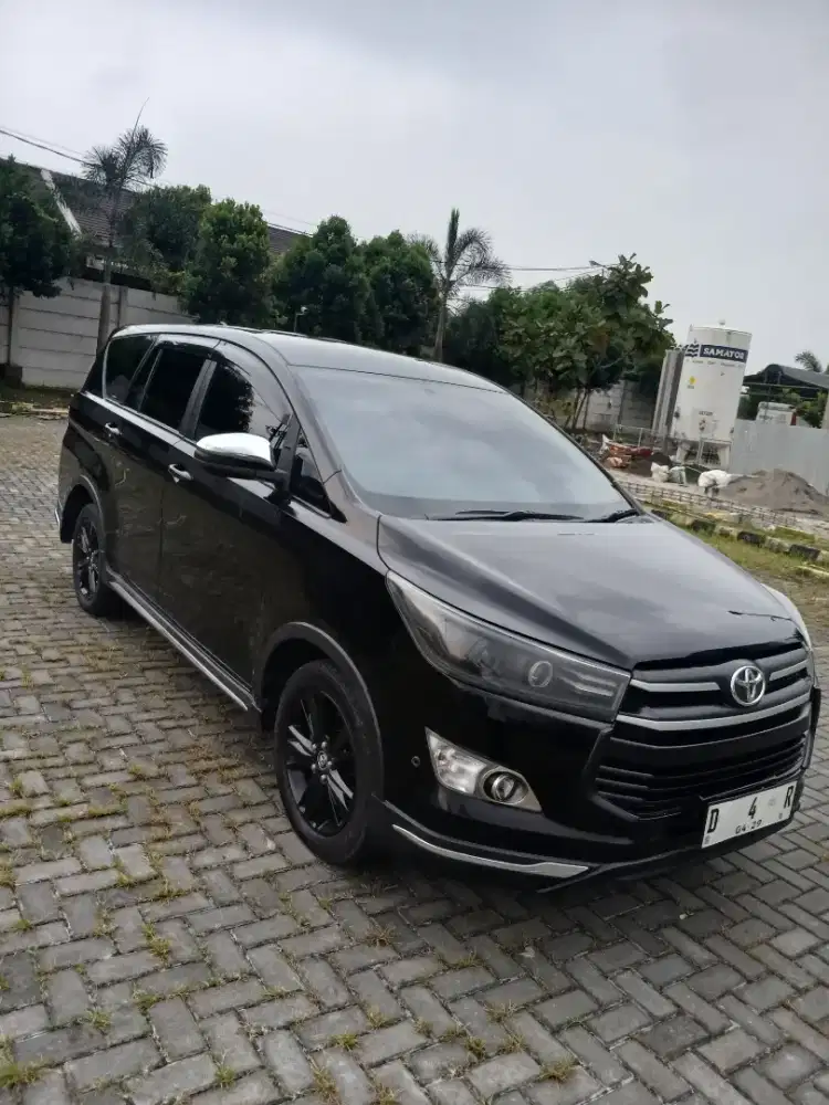 Innova venturer bensin