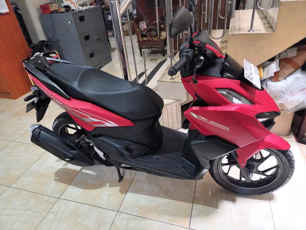 Vario 160 cbs merah doff 2025 low km gbm