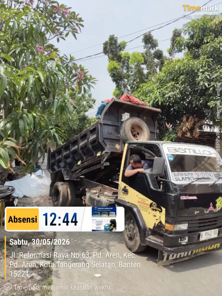 Jasa buang puing dan pengurugan