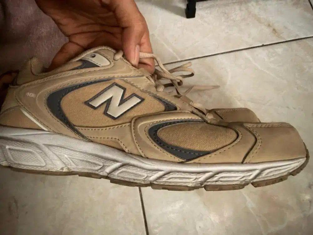Sepatu New Balance 9060 Size 44 Tan