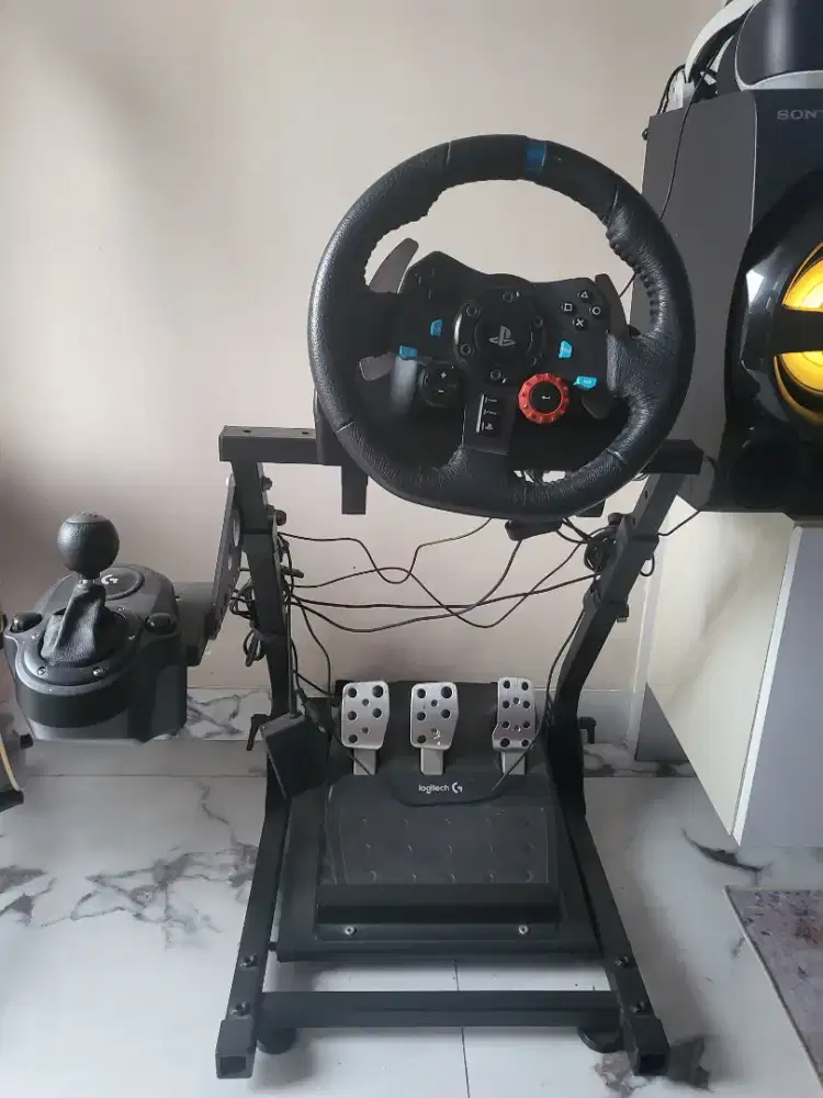 Logitech Steering wheel, pedal, shifter & stand