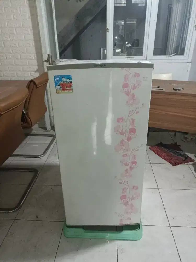 Dijual Kulkas SHARP