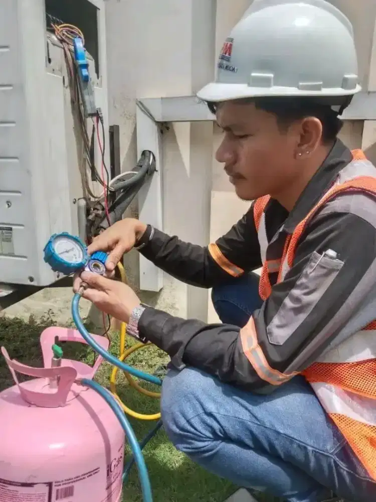 Service AC bongkar pasang AC