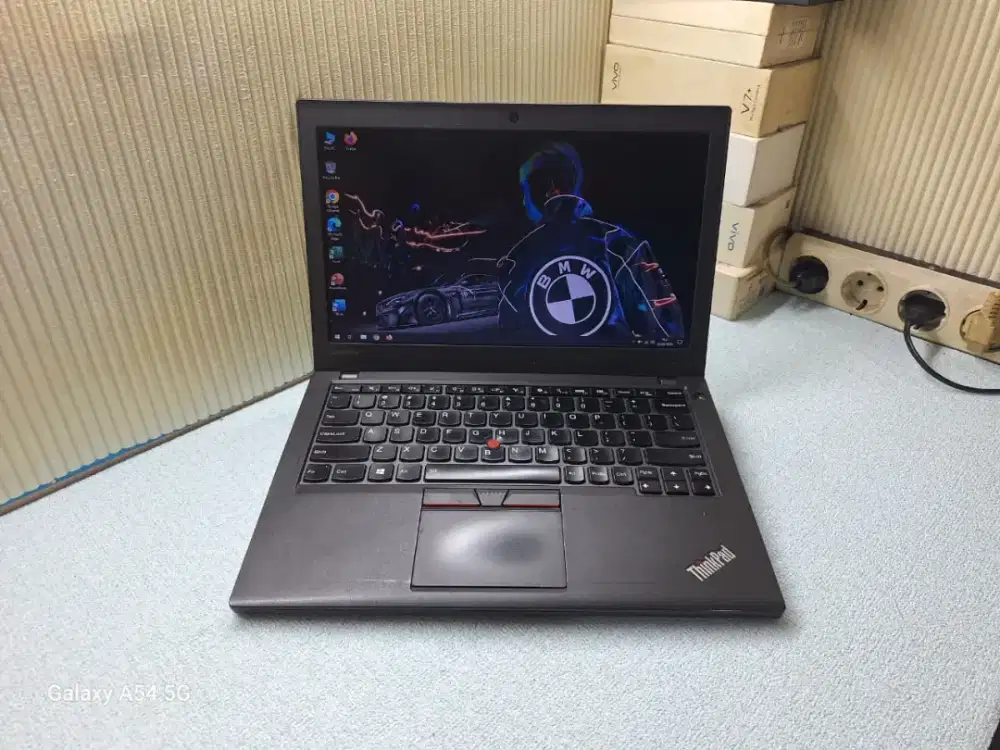 Laptop Lenovo Thinkpad X260 -Core i5-6300U -SSD 256GB -8GB -Desainer